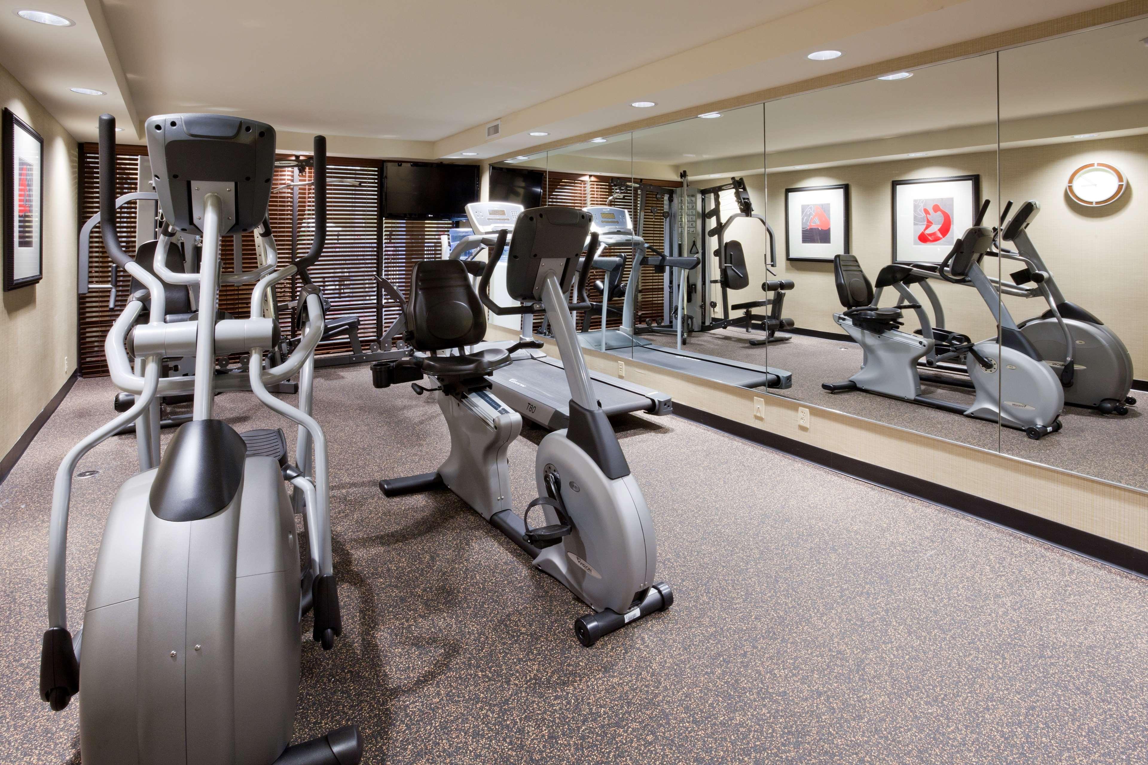 Best Western Plus Willmar Esterno foto