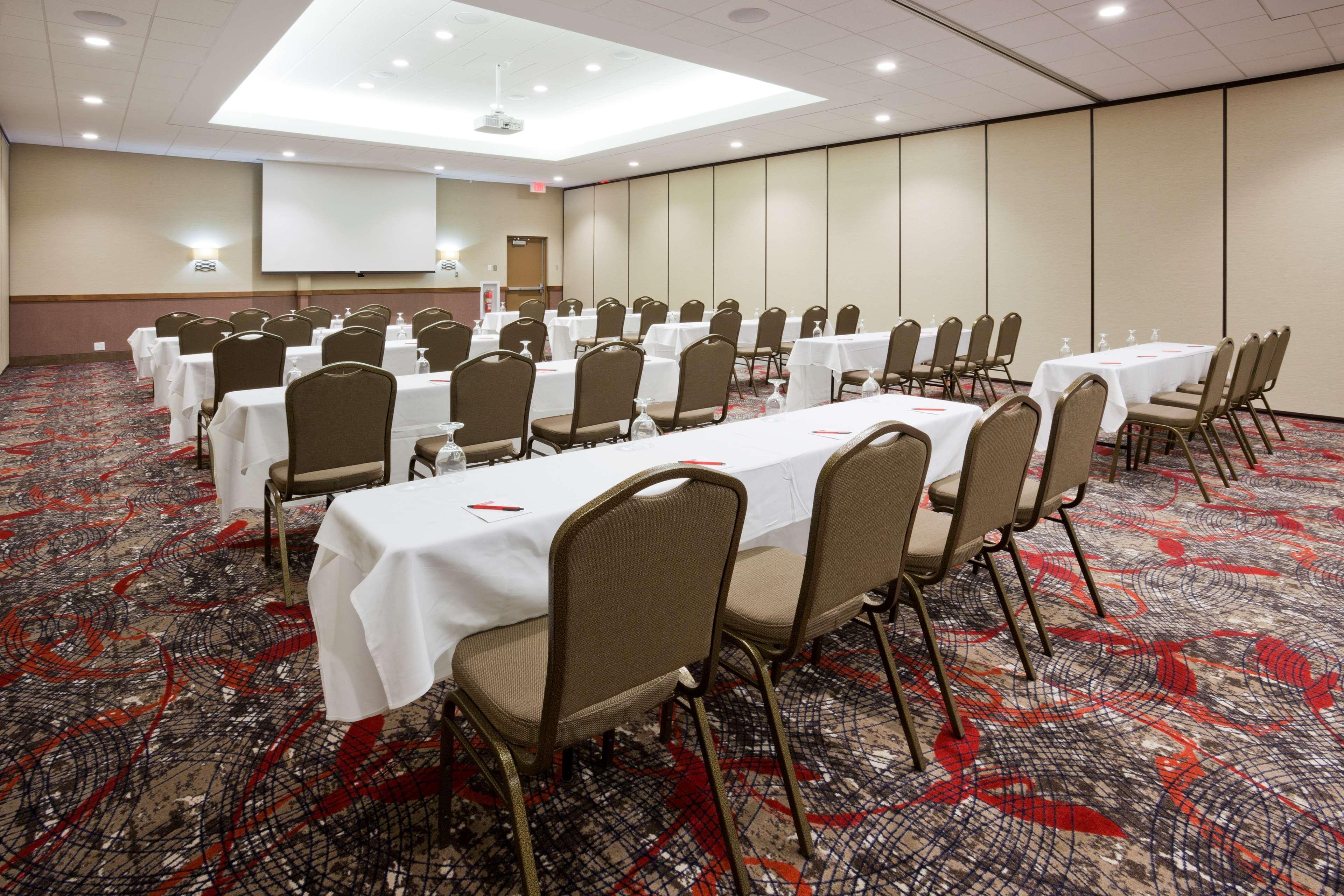 Best Western Plus Willmar Esterno foto